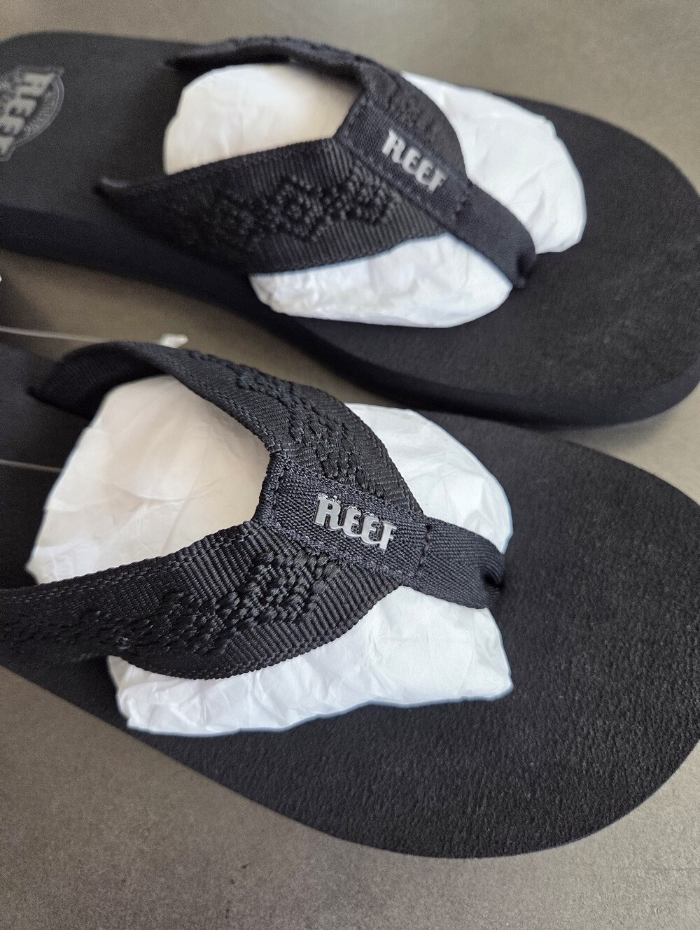 Reef Womens Black Sandy Water Friendly Flip-Flops Size 9 NWT - Picture 6 of 6